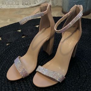 Nude Sparkle Heals